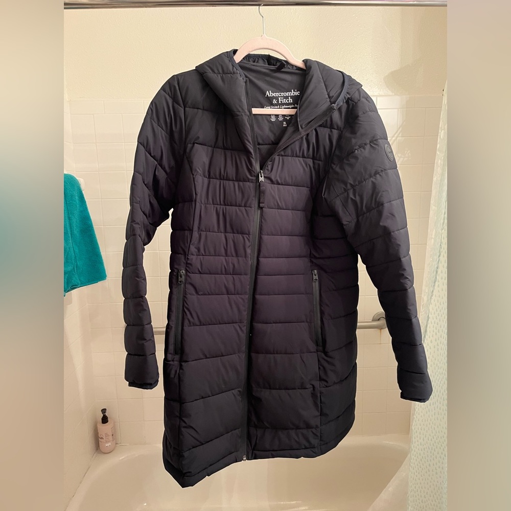Abercrombie and Fitch long lightweight puffer